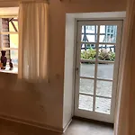 Stemningsfuld Lejlighed - 3 Minutters Gang Fra H.C. Andersens Hus